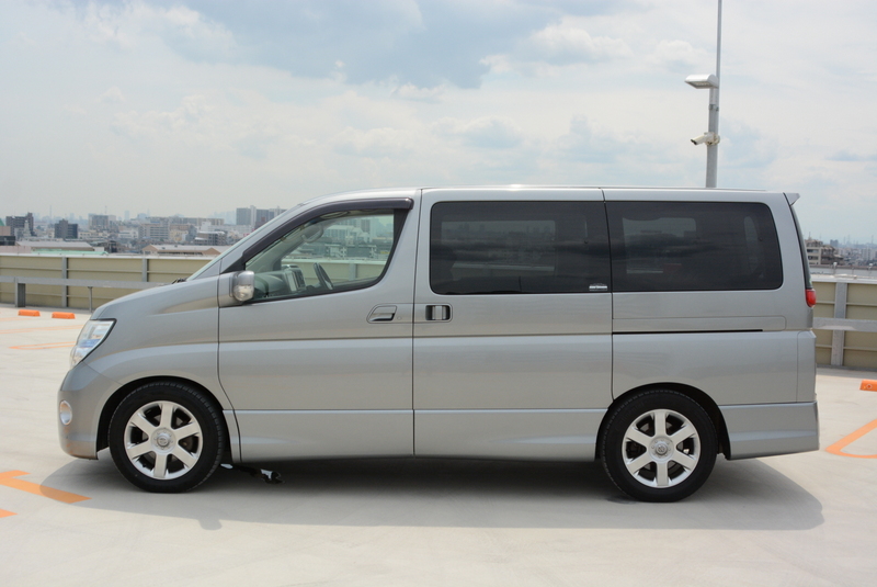2005 Highwaystar Elgrand!