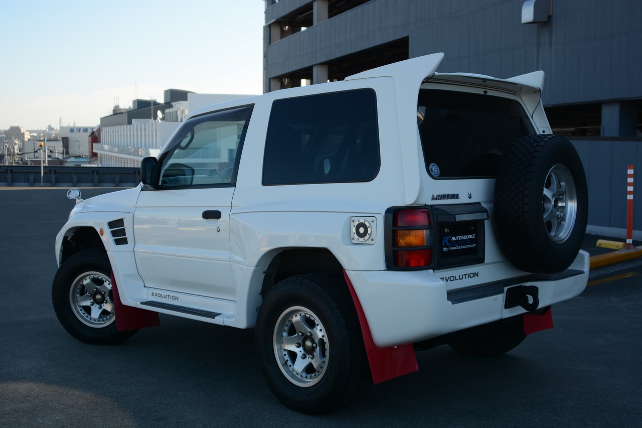 Ultra-Rare 5spd manual Mitsubishi Pajero Evolution!