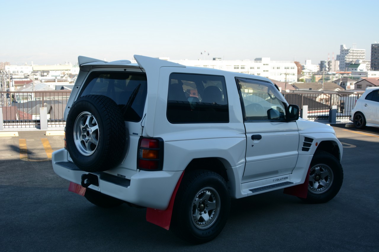 Ultra-Rare 5spd manual Mitsubishi Pajero Evolution!