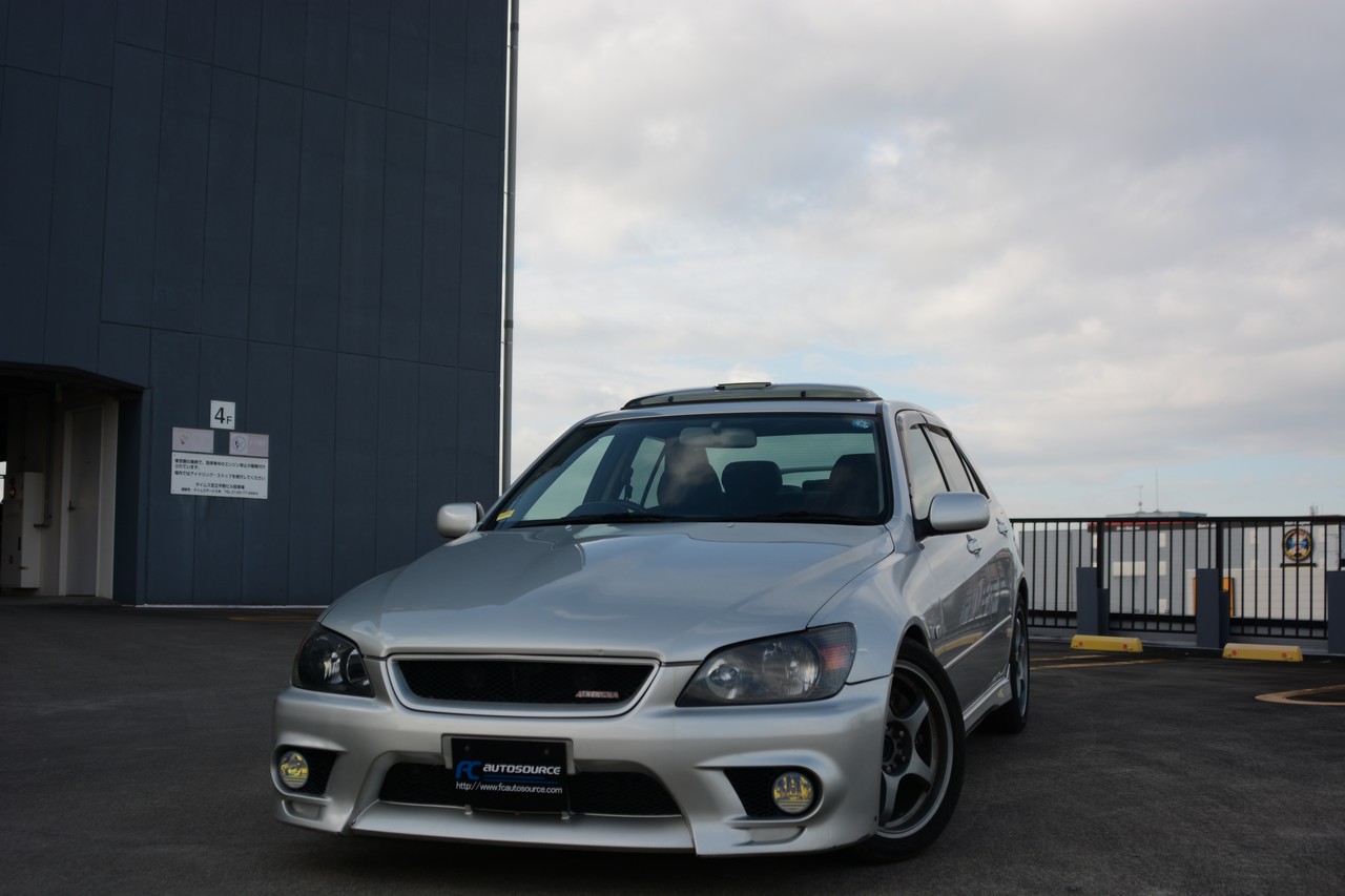 Super clean Toyota Altezza 6spd Beams Yamaha 3S-GE Engline! Sunroof! TRD!