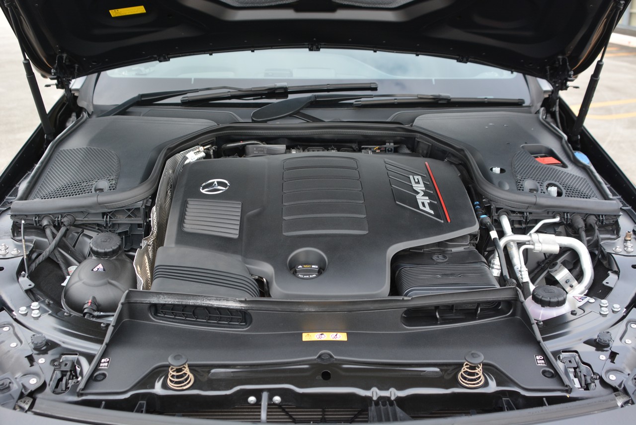 AMG GT43 4DOOR COUPE FULLY LOADED IN MATTE GREY!