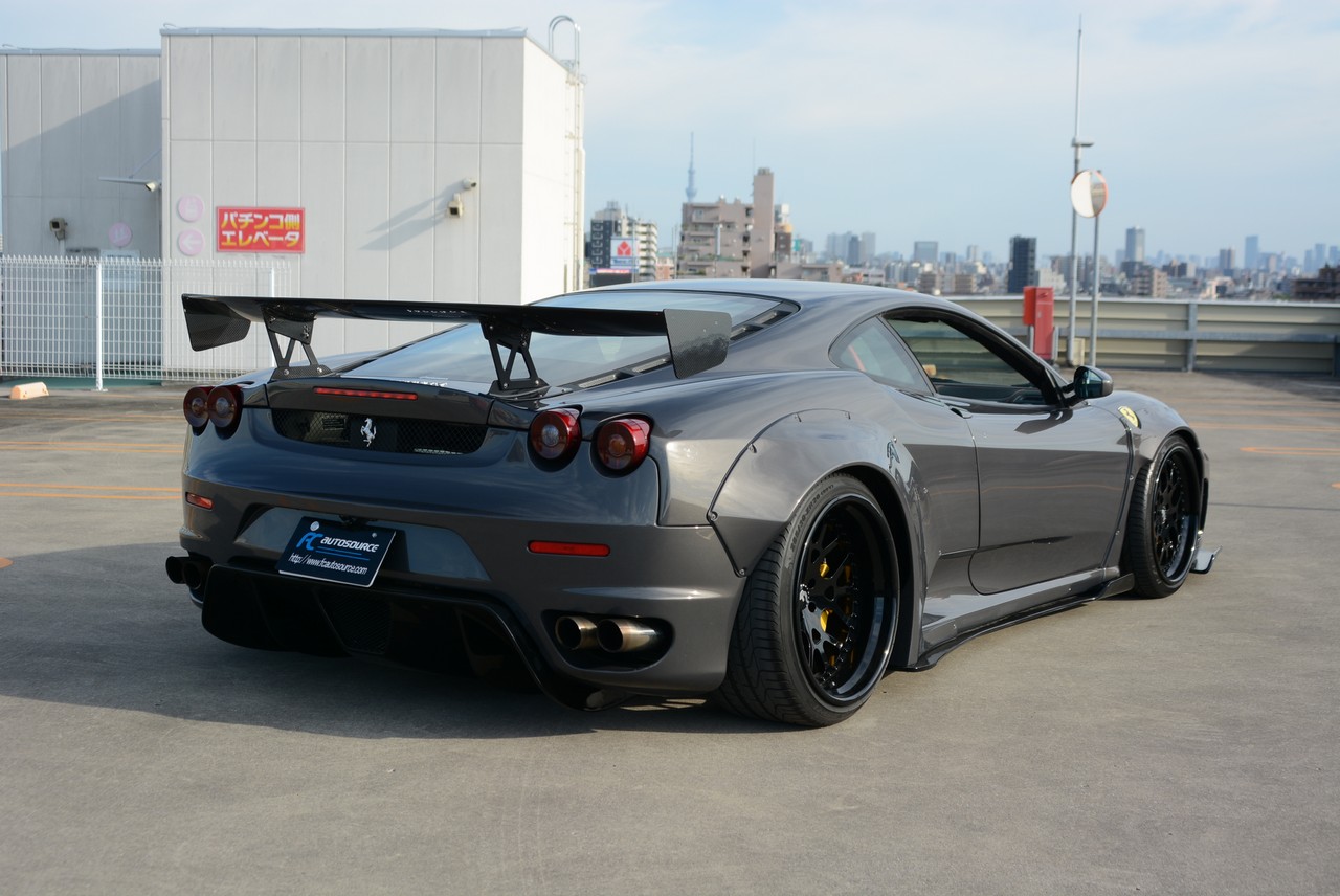 F430 WITH LIBERTY WALK AERO, CARBON CERAMIC BRAKES, ROBERUTA AIR SUSPENSION