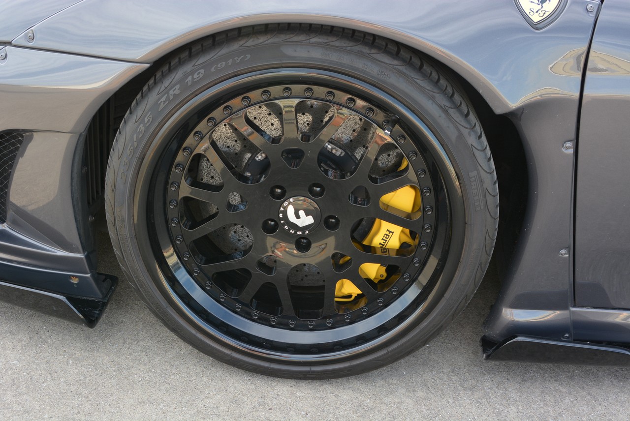 F430 WITH LIBERTY WALK AERO, CARBON CERAMIC BRAKES, ROBERUTA AIR SUSPENSION