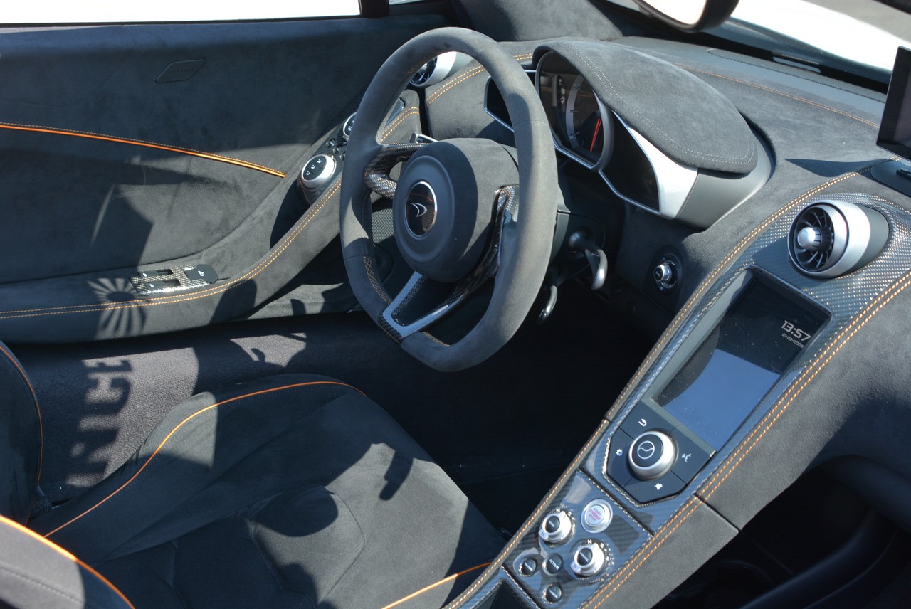 McLaren 650S Spider with Liberty Walk Widebody kit! Carbon Ceramic Brakes! Front Lifting system!
