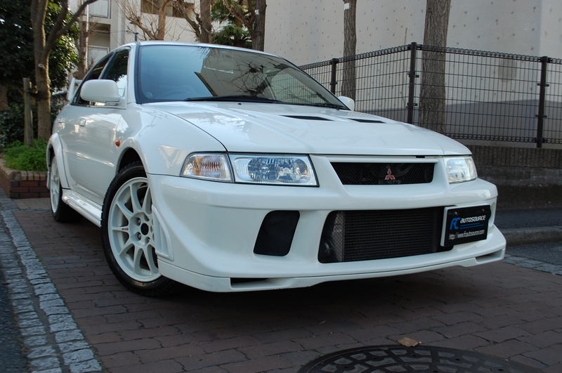 Tommi Makinen in white!